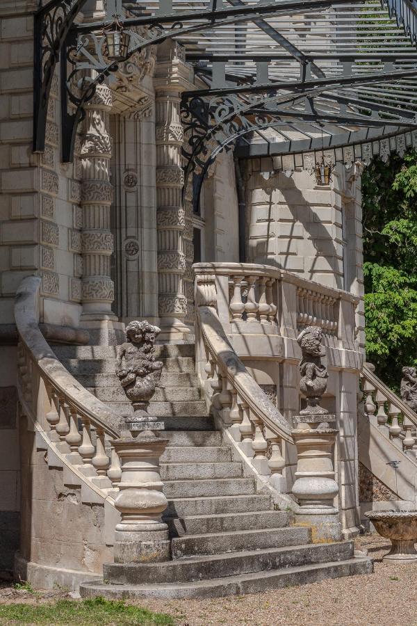 Chambres d'hôtes Château Les Orchidées SAUMUR Esterno foto