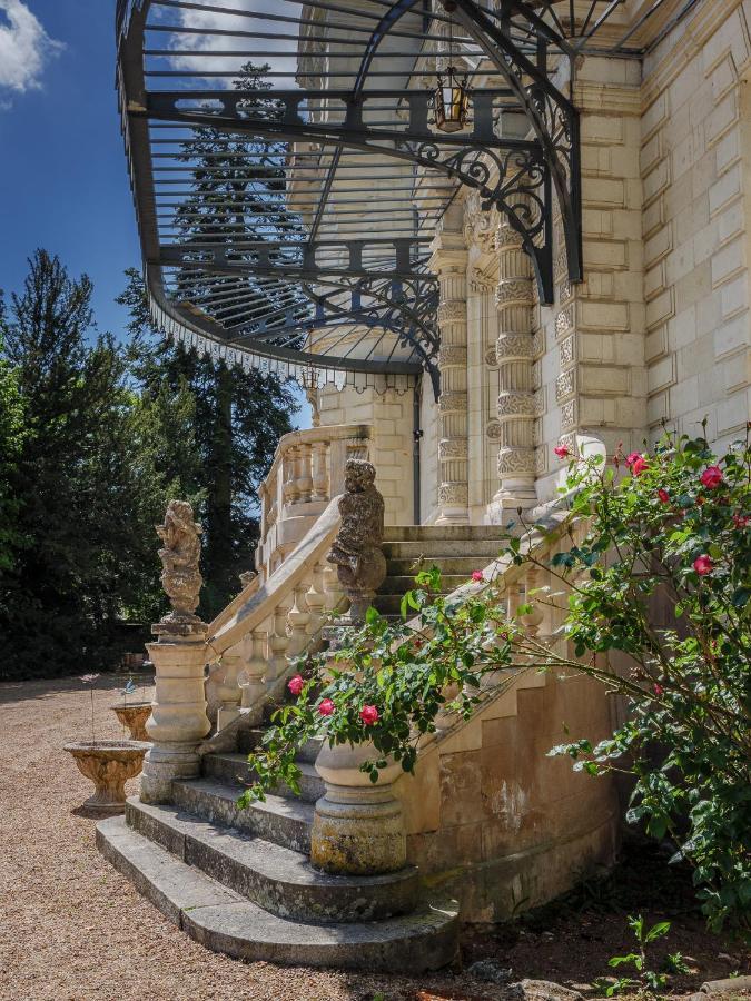 Chambres d'hôtes Château Les Orchidées SAUMUR Esterno foto