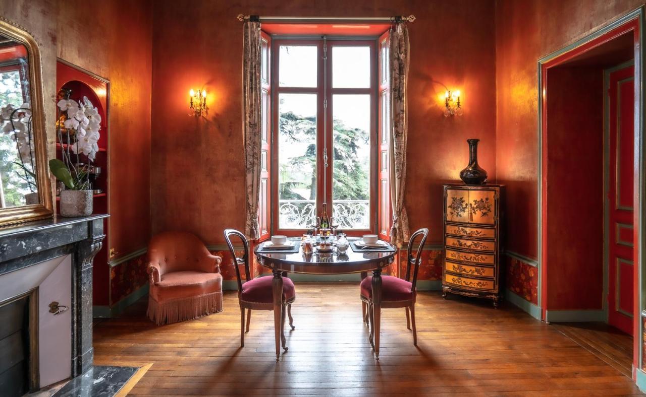 Chambres d'hôtes Château Les Orchidées SAUMUR Esterno foto