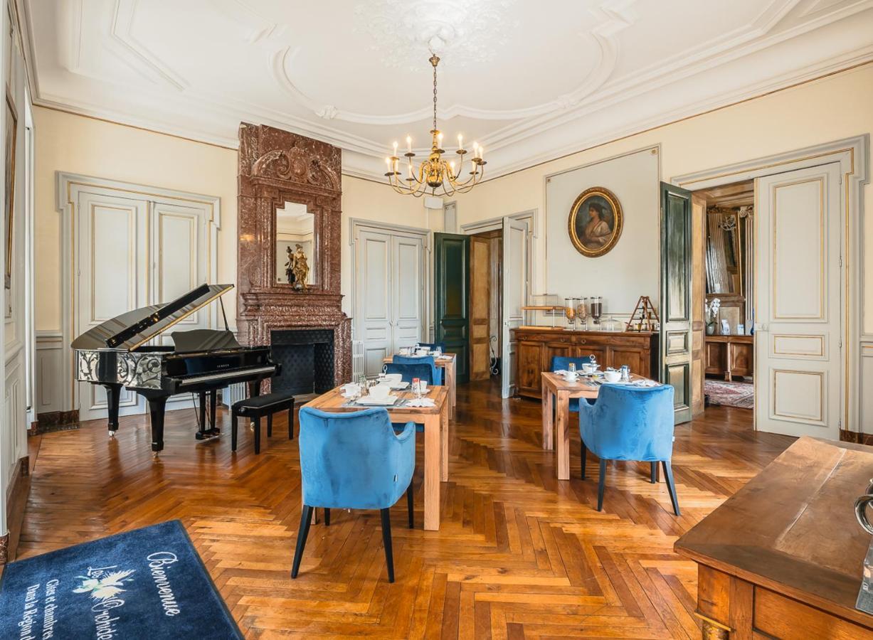 Chambres d'hôtes Château Les Orchidées SAUMUR Esterno foto